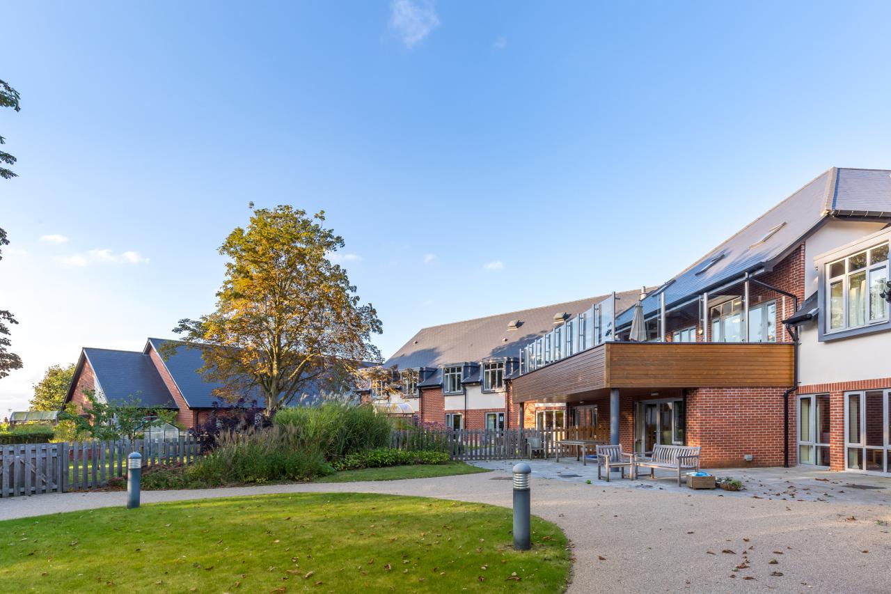 Barchester - Forest Independent Hospital 