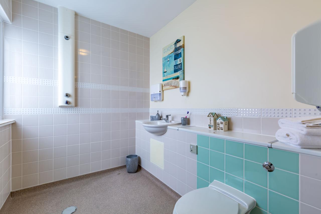 Bathroom Castle Lodge